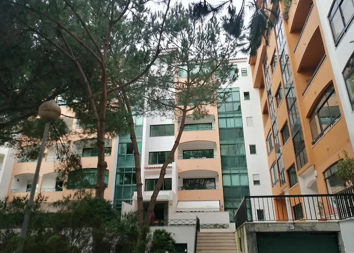 Cascais Luxury Top Floor Apt